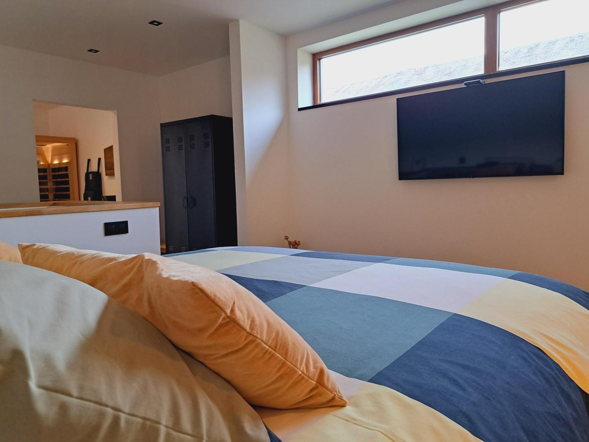 Amikalement Votre - Gite 2 Personnes La-Roche-en-Ardenne Extérieur photo